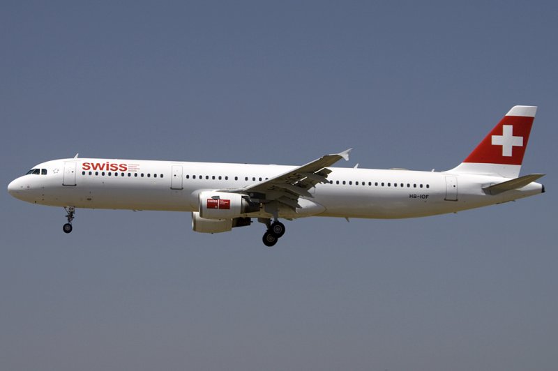 Swiss, HB-IOF, Airbus, A321-111, 13.06.2009, BCN, Barcelona, Spain 

