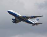 Eine Boeing 747-400; Kennung N18OUA von UNITED AIRLINES startet am 02.09.2009 von Frankfurt/Main Flughafen.