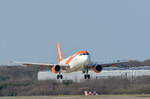 Easyjet Airbus A320 G-EZTG vor der Landung am Airport Hamburg Helmut Schmidt am 08.04.18