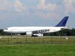 Zum 1.7.2009 hat Lufthansa die A300 ausrangiert. Dieser A300-600 von Lufthansa (D-AIAS) ist bereits ohne Eigentumsmerkmale unterwegs. Am 3.7.2009 ist er in Dresden gelandet.