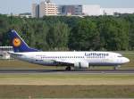 Lufthansa B 737-330 D-ABEC  Karlsruhe  nach der Landung in Berlin-Tegel am 03.06.2010