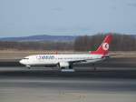 Trkish Airlines Boeng 737-800 TC-JGD landet am Flughafen Budapest-Ferihegy, am 25.