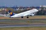 D-AEBJ Lufthansa Cityline Embraer ERJ-195LR (ERJ-190-200 LR) abgehoben in Tegel   am 26.04.2014