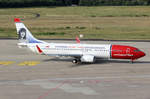 Norwegian Boeing 737-8JP EI-FVM rollt zum Start am Flughafen Köln/Bonn 23.6.2017