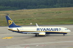 Ryanair, EI-EKJ, Boeing 737-8AS, Köln-Bonn (CGN), rollt zum Start nach Warschau-Modlin (WMI). Aufnahmedatum: 24.07.2016