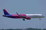 Wizz Air Malta, 9H-WAI, Airbus A321-271NX, msn: 10460, 11.Juli 2023, MXP Milano Malpensa, Italy.