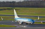 KLM Boeing 737-700 PH-BGN beim rollen zum Gate am Airport Hamburg Helmut Schmidt am 04.12.17