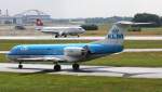 KLM Cityhopper,PH-KZE,(c/n11576),Fokker F70,30.07.2013,HAM-EDDH,Hamburg,Germany(hinten landet:Swiss,HB-IJI,A320-214).