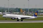 D-AEBB Lufthansa CityLine Embraer ERJ-195LR (ERJ-190-200 LR) in München bei der Landung  12.05.2015