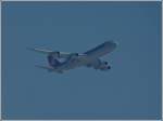 Cargolux Boeing 747-8R7F LX-VCA hat soeben ihren Heimatflughafen Findel verlassen und wird in krze nur mehr als kleiner Punkt am Himmel zu Sehen sein.  15.3.2013  (Jeanny)