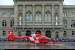 Der neue Helikopter der Schweizerischen Rettungsflugwacht REGA vom Typ H145 mit der Registrierung HB-ZQH wurde am 2.