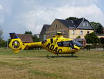 ADAC Luftrettung Christoph 70, Eurocopter EC-135 P2, D-HBLN beim Rettungseinsatz in Kurbußen bei Gera am 12.7.2019