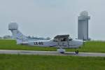 . LX-AIE, Cessna 172S Skyhawk SP auf dem Weg zur Startbahn um einen Rundflug über Luxemburg zu fliegen.  02.05.2015 