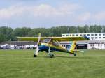 PZL 104 Wilga 35 D-EWRZ rollt zum Start auf dem Flugplatz Zwickau (EDBI),um ein Segelflugzeug bei den DM im Segelflug in den Wettbewerb zu schleppen.