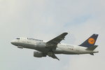 Lufthansa, D-AIBD 'Pirmasens', Airbus A319-112, kurz nach dem Start in Köln-Bonn (CGN/EDDK) nach München (MUC). Aufnahmedatum: 24.07.2016