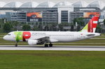 CS-TQD TAP - Air Portugal Airbus A320-214  in München am 17.05.2016 beim Start
