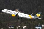 Thomas Cook A-321 G-TCDD nach dem Takeoff auf 26 in INN / LOWI / Innsbruck am 29.03.2014