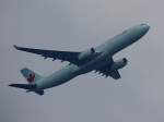 Airbus A330-343X, C-GFUR, von Air Canada verlsst bei trben Wetter den Frankfurter Luftraum; 120821
