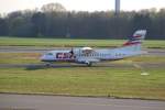 ATR 42 OK-JFL der CSA nach der Landung in Hamburg Fuhlsbttel am 10.04.09