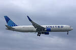 United Airlines, N668UA, Boeing B767-322ER, msn: 30024/742, 04.Juli 2023, LHR London Heathrow, United Kingdom.