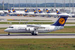 Lufthansa (Operated by Cityline), D-AVRB, BAe Avro RJ85, msn: E2253, 11.Juli 2009, MUC München, Germany.
