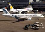 Hellasjet SX-BVD in D�sseldorf ...  Dominik Eimers 12.05.2009