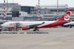 A330 Air Berlin, D-ALPB, Airbus, A330-223, 18.05.2009, DUS, D�sseldorf, Germany 


