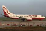 berlin-tegel-txl Air Berlin B 737-7Q8 D-ABBV am 27.09.2008 im morgentlichen Nebel auf dem Flughafen Berlin-Tegel