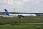 Reg.: D-ABOK Hersteller: BOEING Typ: 757-330 Serien Nr.: 29020 Baujahr: ...