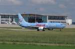 Eine Boeing 737-8K5/W der Hapag Fly mit der Kennung D-AHFP ...