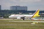 A319 Ein Airbus A 319 der GERMANWINGS mit der Kennung D-AKNQ aufgenommen am 30.05.09 am Flughafen Stuttgart. 
