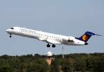 berlin-tegel-txl Lufthansa Regional (City Line) Canadair Regjet CRJ701ER D-ACPR beim Start in Berlin-Tegel am 14.06.2009