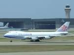 Eine China Airlines Boeing 747F beim Take Off in Dallas ...