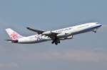 Take off/A340-300 China Airlines/Frankfurt/FRA./05.08.09 ...  Johann Watz 06.08.2009