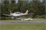 uelzen-edvu D-EBRC, eine Piper PA-28, landet am 17.05.2007 auf dem Flugplatz Uelzen. 
