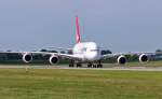 Hier wird eine neue A380 f�r Qantas bei Airbus Hamburg ...