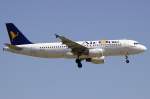 Air One, EI-DSV, Airbus, ...  Kurt Greul 12.08.2009