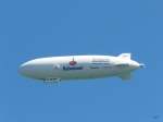 Zeppelin mit Werbung �ber ...  Hp. Teutschmann 02.09.2009