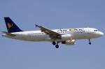 Air One, EI-DSX, Airbus, ...  Kurt Greul 03.09.2009