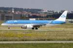 KLM Cityhopper, PH-EZB, Embraer, ...  Kurt Greul 25.09.2009