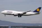 Lufthansa, D-ABTK, Boeing, B747-430, ...  Kurt Greul 18.10.2009