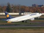 Lufthansa B 737-330 D-ADED Hagen beim Start in Berlin-Tegel ...