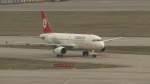 A320 Airbus A320-200 von Turkish Airlines beim Rollen nach der Landung in Stuttgart
