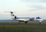 Lot Embraer ERJ 145 SP-LGO am fr�hen Morgen des 21.11.2009 ...