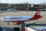 Air Berlin A 319-112 D-ABGK bei der Ankunft auf dem ...