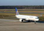757 Continental Airlines B 757-224 N18119 bei der Ankunft auf dem Flughafen Berlin-Tegel am 21.11.2009