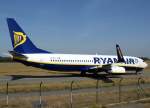 Raynair, EI-EFJ, Boeing 737-800 ...  Wolfgang Kleuser 18.12.2009