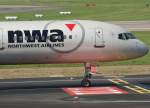Northwest Airlines, N538US, Boeing ...  Wolfgang Kleuser 22.12.2009