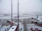 hamburg-ham Der Hamburger Flughafen. Aufgenommen am 19.12.09.