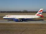 British Airways Ein Airbus A320, der British Airways, mit Registration G-TTOE, am Flughafen M�nchen.